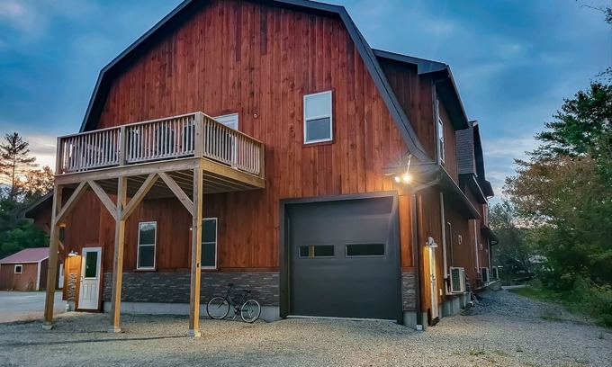 Littleton Casa | Mountain view retreat with furnished deck, kitchen, gas grill, & washer/dryer