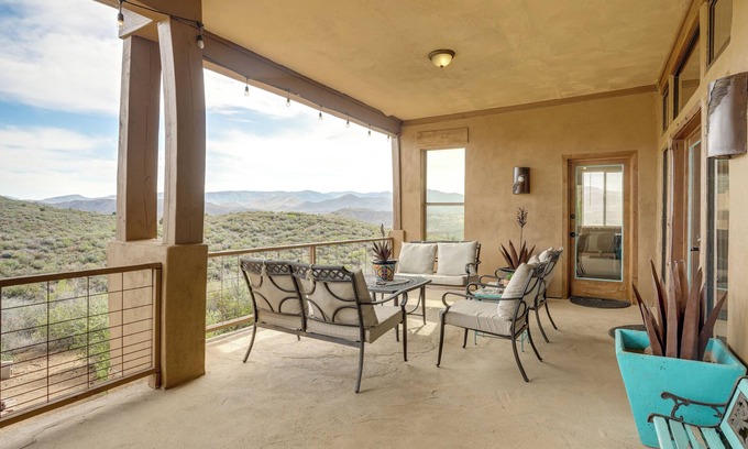 Dewey-Humboldt Casa | Mountain Views & Grill Space: Adobe Arizona Home