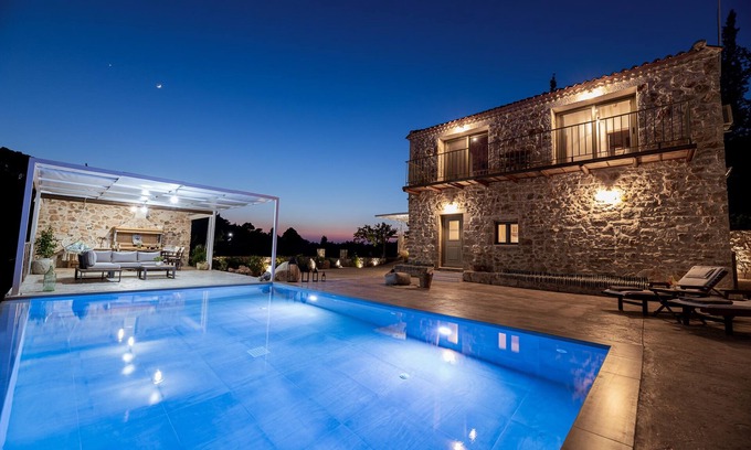 Agia Marina Villa | Mountain Villa Escape - Misovounous Villa