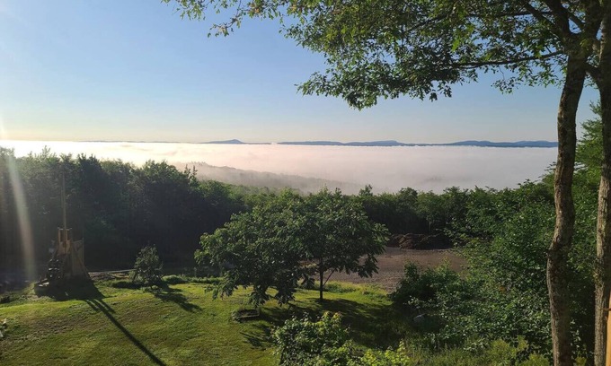 Liberty Cabina | Mountainside Cabin" Bigfoot Retreat"