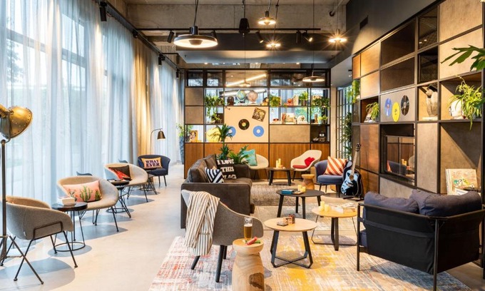 Waltersdorf Hotel | Moxy Berlin Airport
