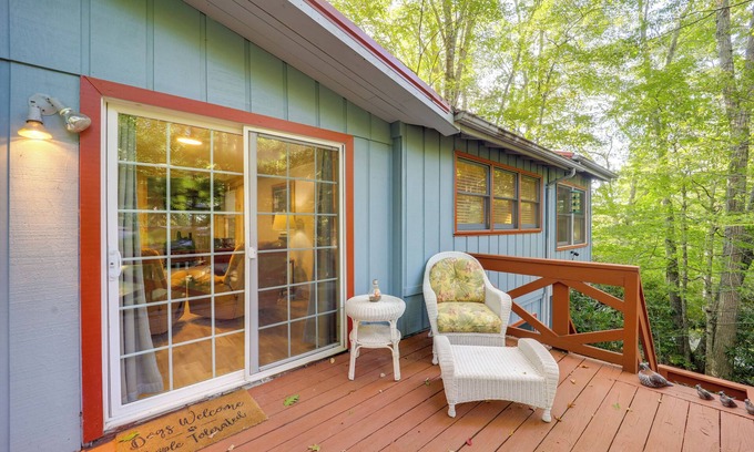 Newland Casa | Mtn Home w/Deck & Community Amenities in Newland