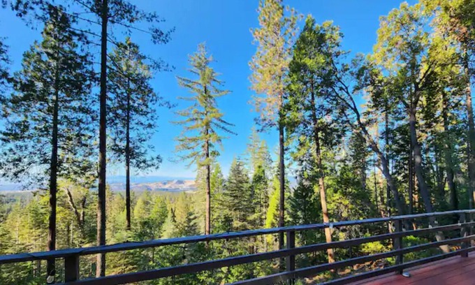 Shingletown Casa | Mtn view Cabin near Lassen Volcanic National Park