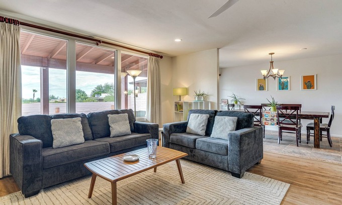 Catalina Del Rey Casa | Mtn-View Townhome w/Pools: 5 Mi to Sabino Canyon!