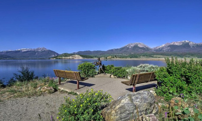 Dillon Apartamento | Mtn Views and Hot Tub Access Lake Dillon Retreat