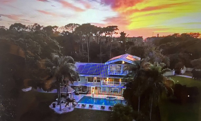 Palm Harbor Casa | Urbanización de lujo en Lake Tarpon