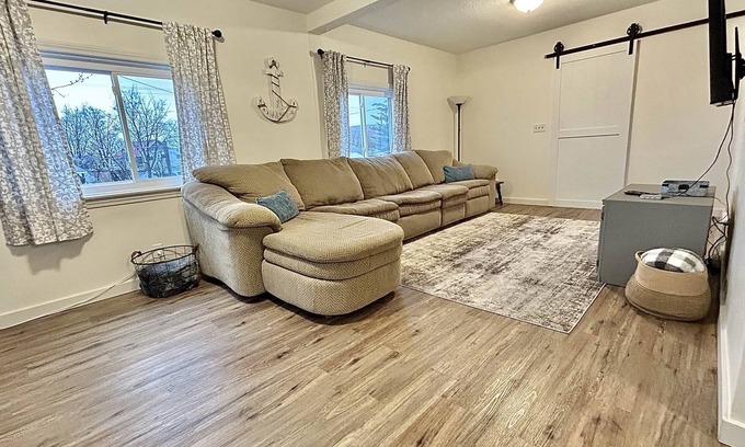 Munising Casa | Munising Lakeview Getaway