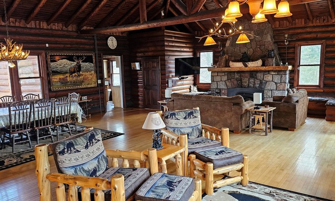 Stone Lake Cabina | Debe ver - Hermosa cabaña / cabaña frente al lago en una península privada!