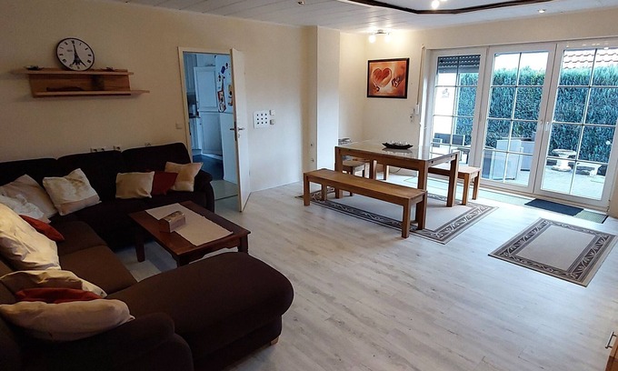 Godelheim Apartamento | MW vacation apartment in Höxter / Weserbergland directly on the Weser.