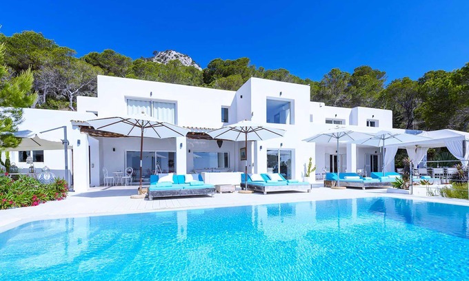 Sant Josep de sa Talaia Villa | Villa en San Jose De La Atalaya con 6 habitaciones, capacidad 12