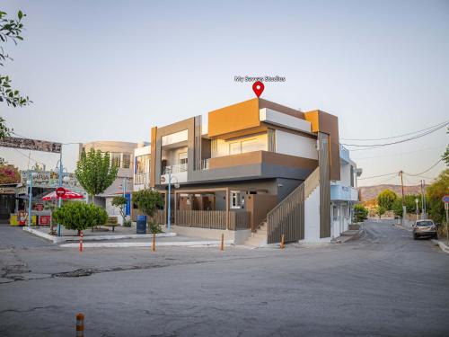 Haraki Hotel | My Savvas Studios