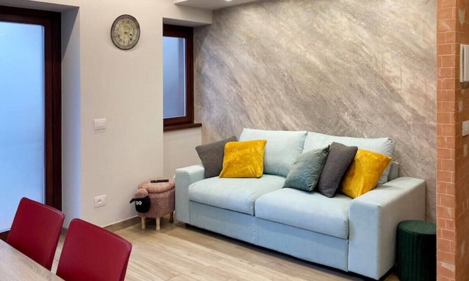 Barzio Apartamento | MyAmazingTimes · Lovely bright apartment in Barzio center