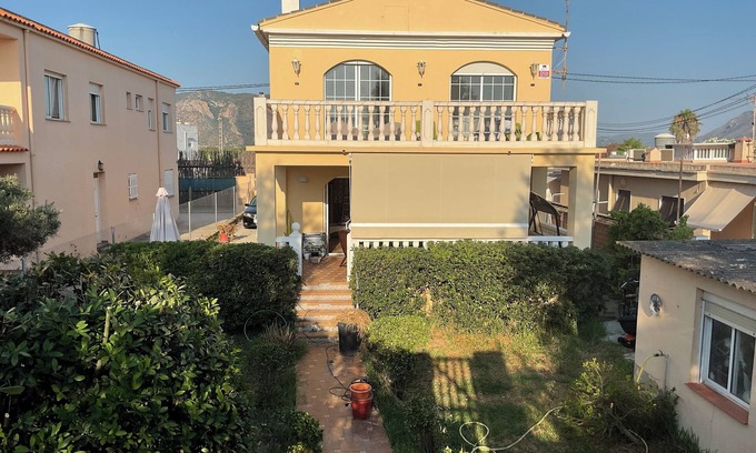 Tavernes de la Valldigna Casa | Natural beach house