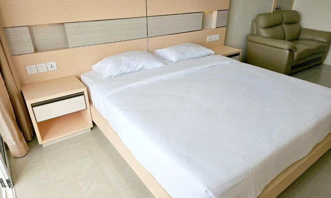 Lubuk Baja Apartamento | Nagoya thamrin apartment (Favehotel Building)