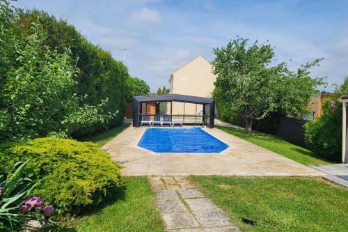 Jagny Casa | Nalan Johannisien, Maison piscine chauffée-Spa, Paris CDG-Disney