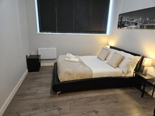 Adamsdown Apartamento | Nariken Apartments, Cardiff City Center