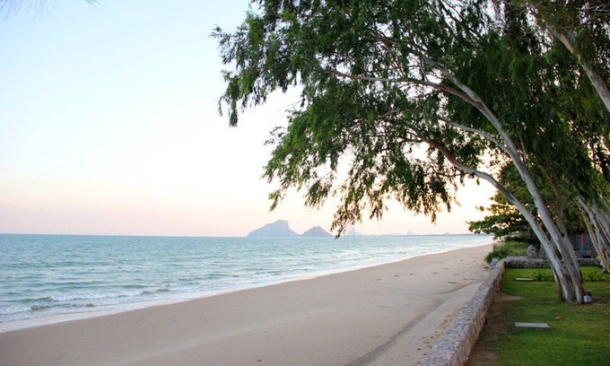 Hua Thanon Villa | Natien Beach Villa