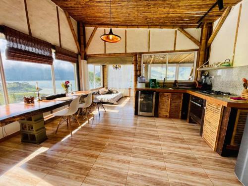 Calima Casa | Natural Tiny house , frente al lago