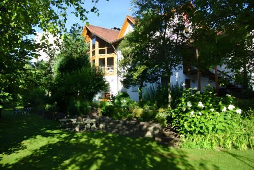 Hayingen Apartamento | Naturferienwohnung Am Lautergarten