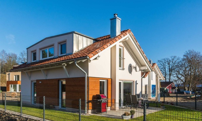 Krakow am See Casa | Naturpark-Ferienhaus-See-Sauna-Kamin-5 Sterne-102m² - Ferienhaus Kleine Sonne