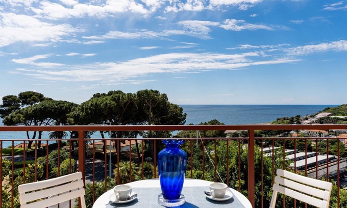 Bussana Apartamento | Nausicaa by Interhome