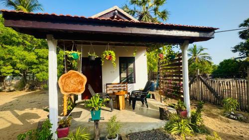 Manmunai North Casa | Naval Paradise Villa and Holiday Home