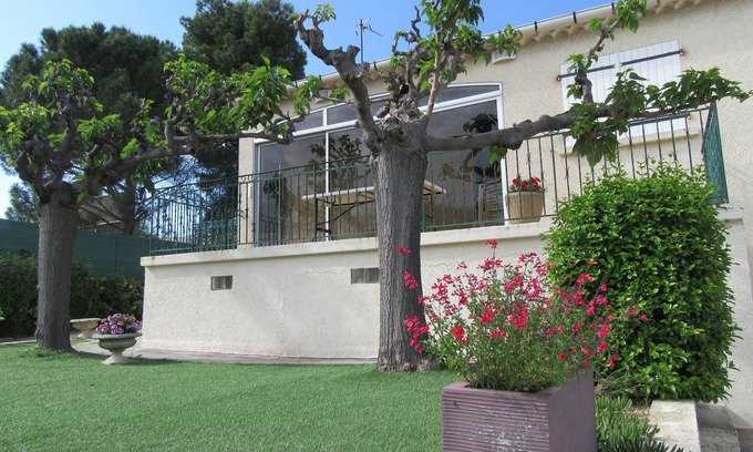 Puimisson Casa | Cerca de Béziers muy bien equipadas casa, patio y jardín, servicios de calidad.