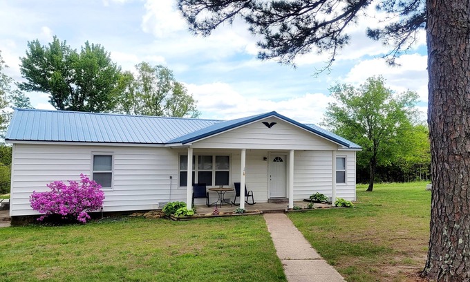 Licking Casa | Near Licking, MO. Close to Montauk State Park and Ozark National Scenic Riverway