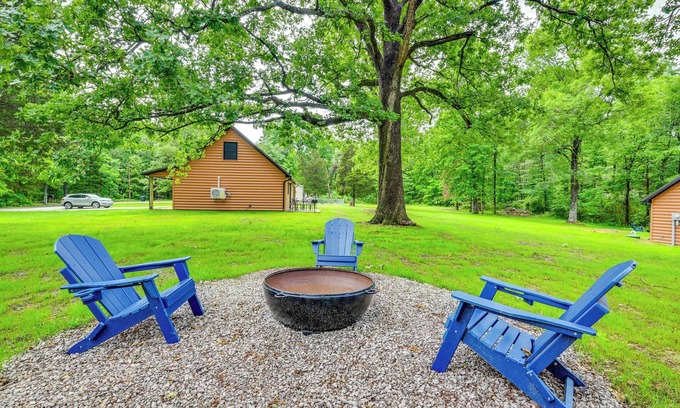 Cave City Cabina | Near Mammoth Cave: Family-Friendly Cabin w/Patio!