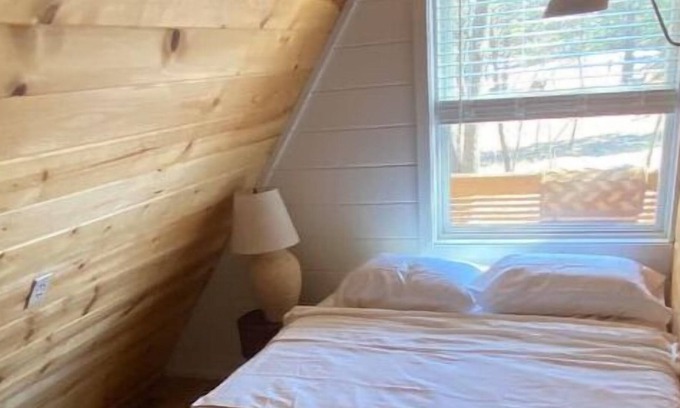Nekoosa Cabina | Nekoos-a-frame Cabin