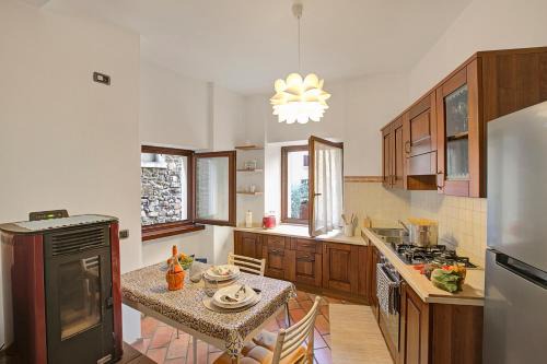 Canale di Tenno Apartamento | Nel Cuore Di Tenno - Happy Rentals