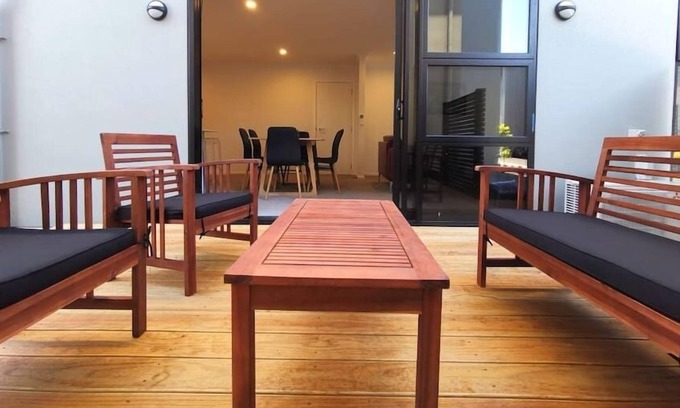 Nelson Casa | Nelson City Town House 10 minute walk to town