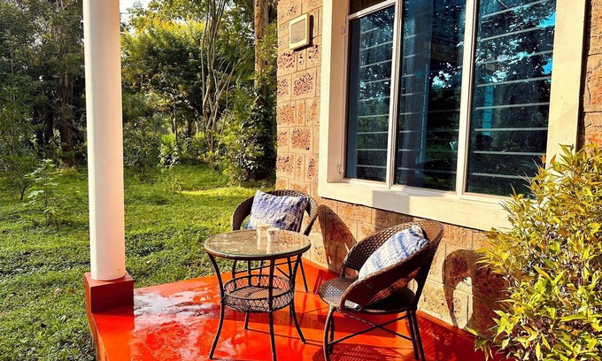 Madapura Casa | Nephila Farm | CB2 | Quiet | Remote | Nature Haven