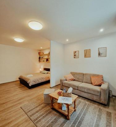 Cluj-Napoca Apartamento | Nest and Rest