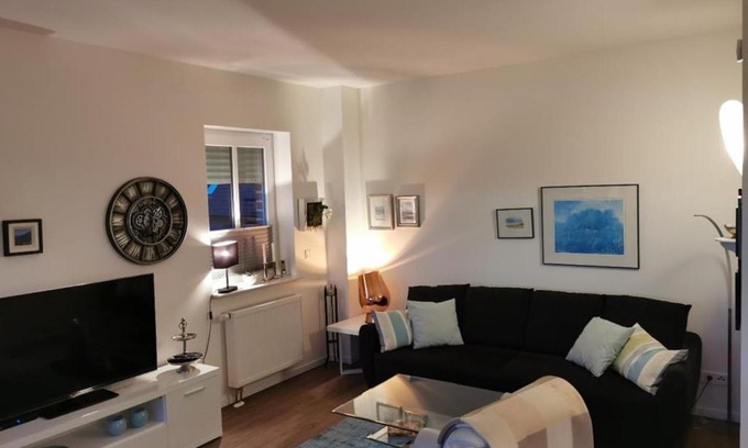 Hanstedt Apartamento | NEU! Schicke und moderne FeWo Lindenalle OG