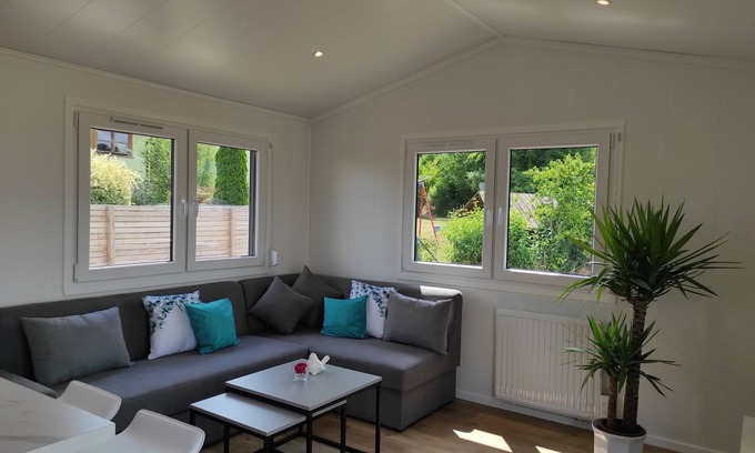 Wiesenbronn Apartamento | Neues Mobilheim mit Terasse und Garten