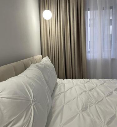 Cisnadie Apartamento | Neutral Nest