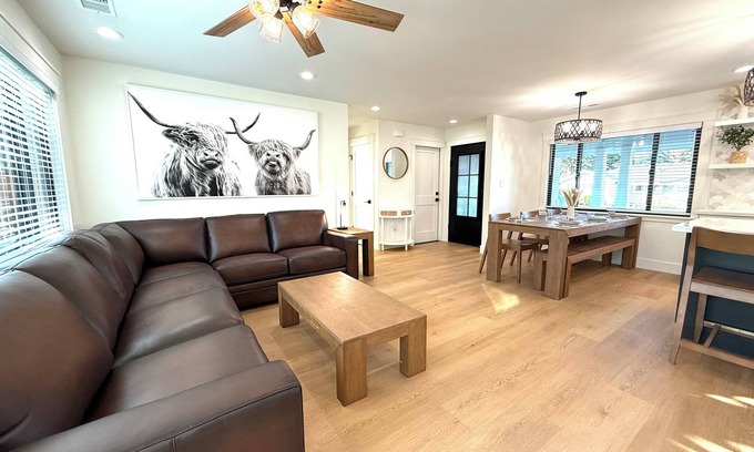 Concord Casa | NEW 4bd/3ba Luxury Farmhouse + Steam Shower!