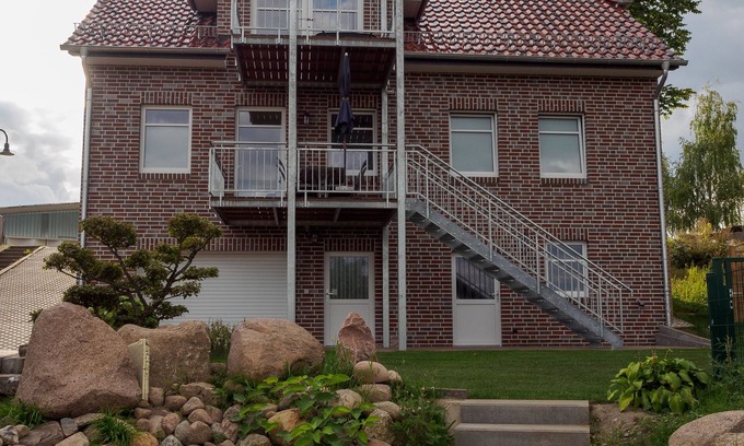 Flecken Zechlin Apartamento | Nuevo 1a apartamento "Zum Laternenberg" Distrito de los lagos de Mecklemburgo, Rheinsberg en barco.