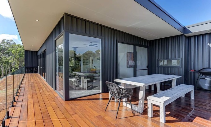 Margaret River Casa | New architectural bushland home, Margaret River