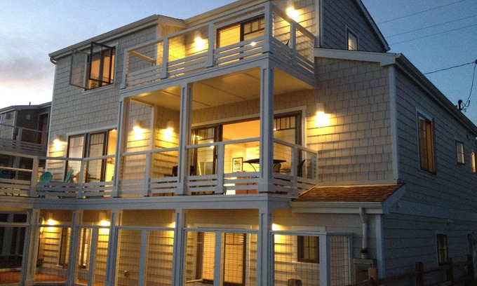 Goleta Casa | Nueva casa de playa en The Bluffs - Vistas panorámicas al mar