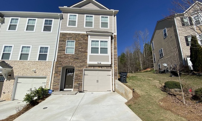 Cliftondale Casa | ⭐NEW⭐ | No Cleaning Fee | 1 BDRM 1 BATH Private Airport Hideaway