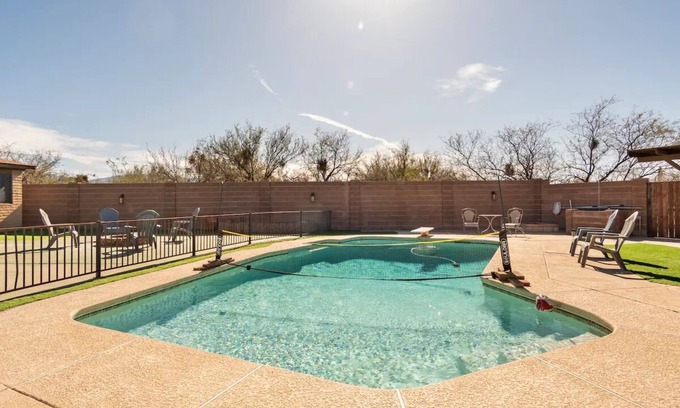 Tanque Verde Casa | *NEW* Beautiful Private Desert Retreat! Gorgeous! Hot Tub and Pool!