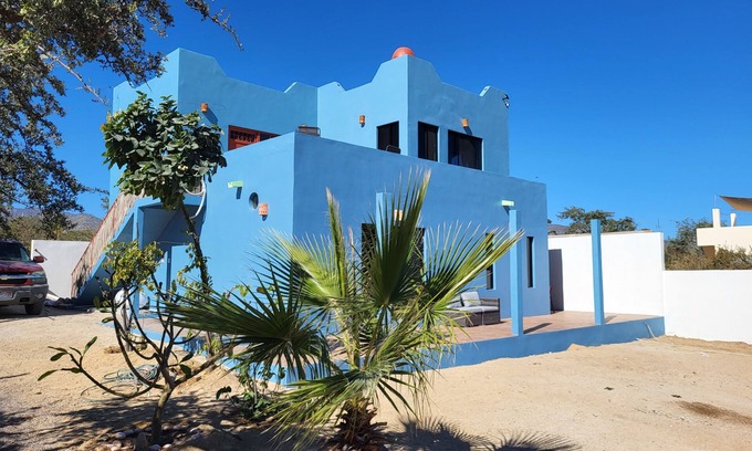 Bouvet Island Casa | New build gated home centrally located in La Ventana! 5 minute walk to the beach