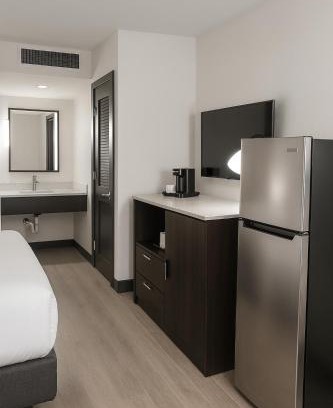 Wheatland Hotel | New Citrus Suites Extended Stay OKC Airport