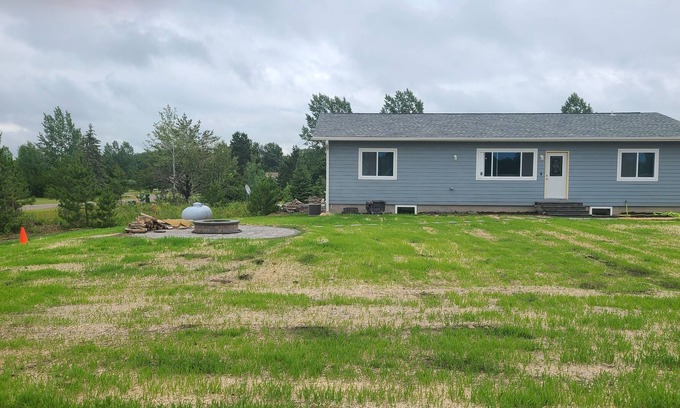 Pequot Lakes Casa | New constructed country home beautiful scenery and very quiet