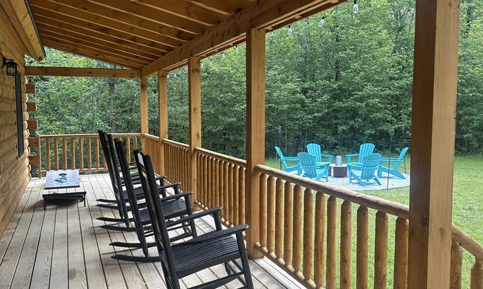 North Haverhill Cabina | New Cozy Log Cabin w/ King bed in White Mountains