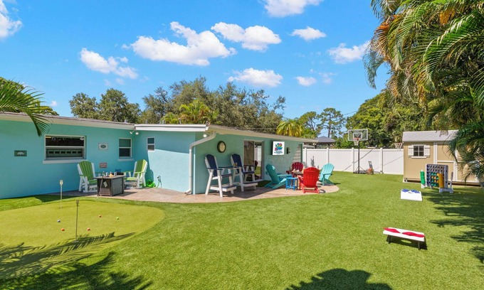 St. Petersburg - Clearwater Casa | New! Epic Fun by Beach~ MiniGolf/GameRoom/Disc Golf/Shuffleboard/Pacman/Firepits