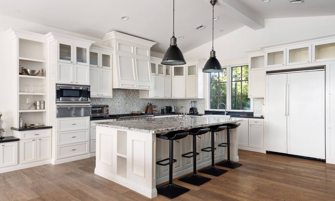 Arcadia Casa | NEW *Extended Stay* Spacious luxury home, privately located at end of cul de sac
