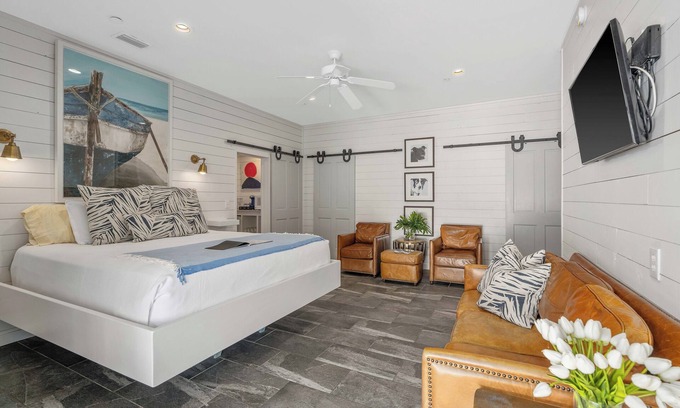 Fairhope Hotel | ¡NUEVO! Fairhope es el más singular y espacioso. Familias, parejas y mascotas.